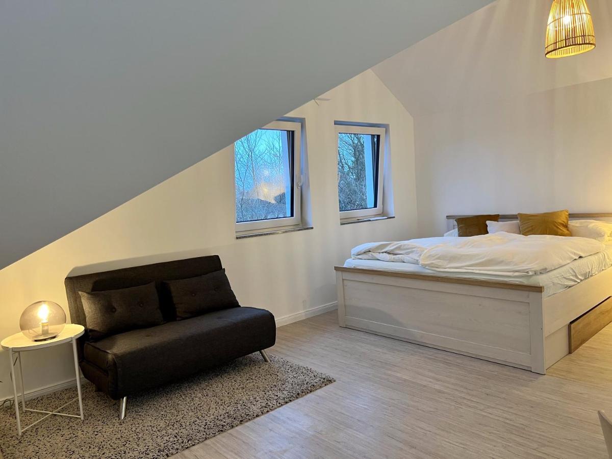 Gemuetliche Apartments Direkt An Der Grenze Von Hamburg Norderstedt Exteriör bild