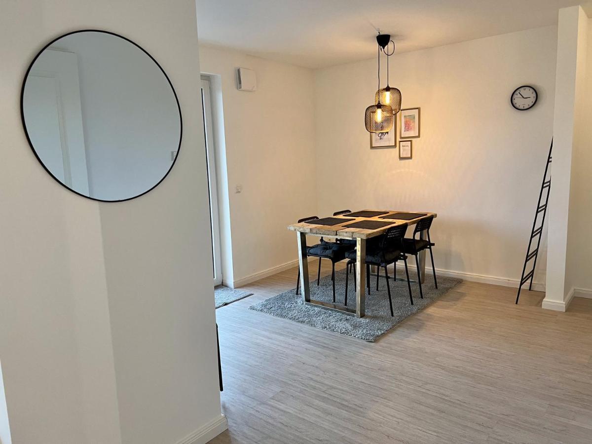 Gemuetliche Apartments Direkt An Der Grenze Von Hamburg Norderstedt Exteriör bild