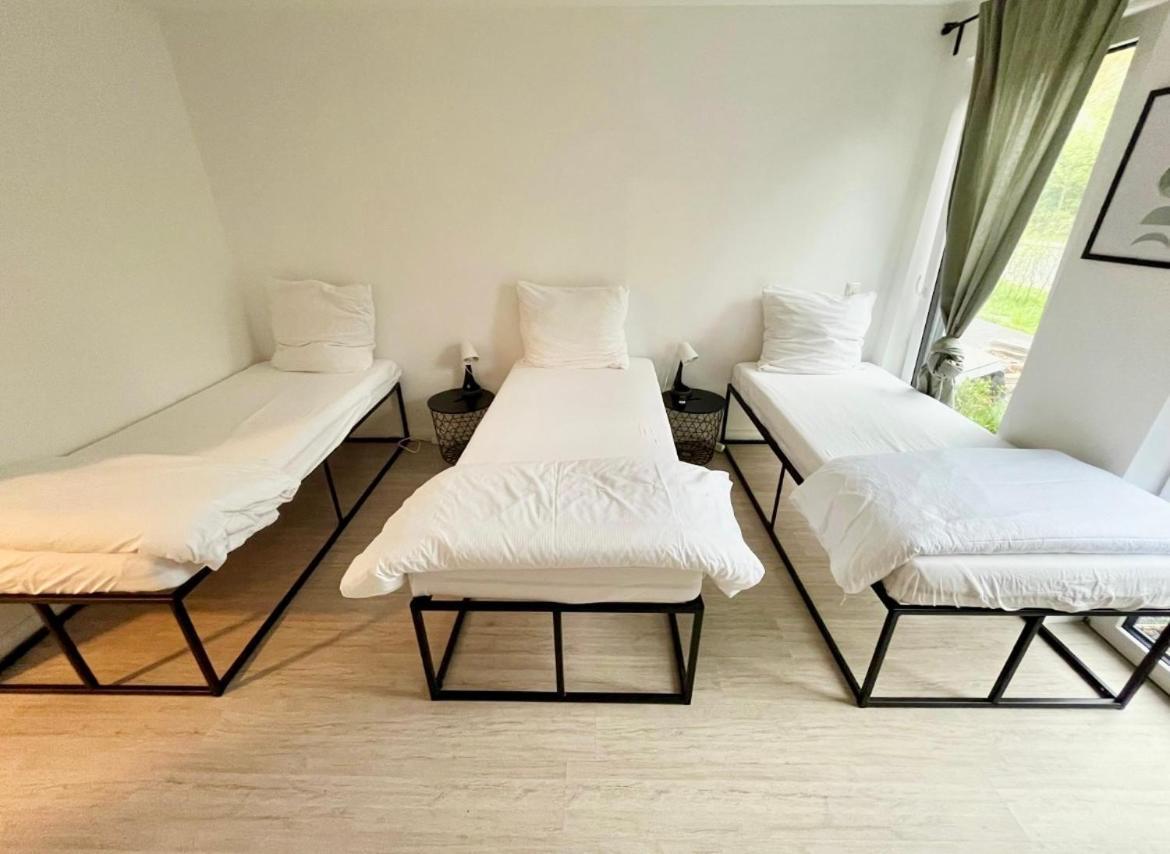 Gemuetliche Apartments Direkt An Der Grenze Von Hamburg Norderstedt Exteriör bild