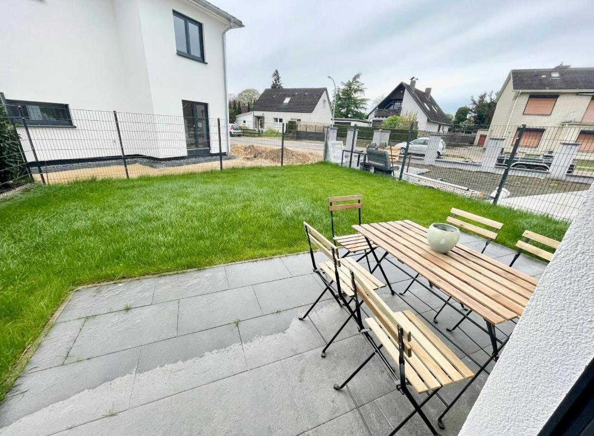 Gemuetliche Apartments Direkt An Der Grenze Von Hamburg Norderstedt Exteriör bild